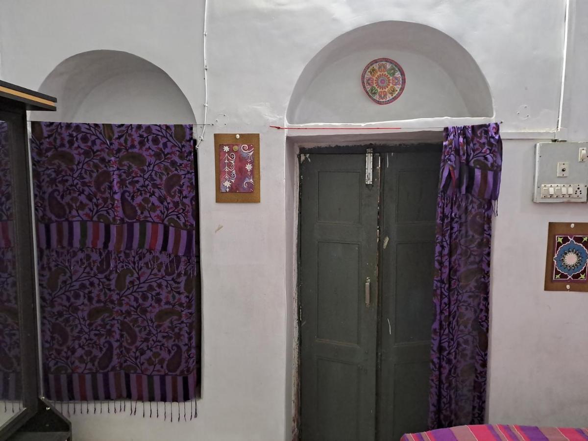 Mangla Guest House Βαρανάσι Δωμάτιο φωτογραφία